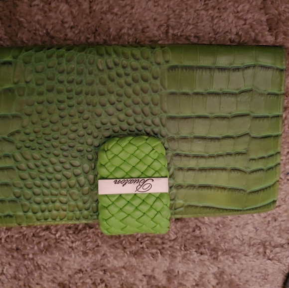 Wallet - Picture 3 of 3